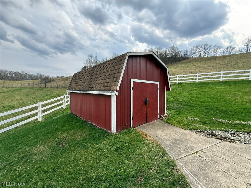 1728 State Route 39 NE New Philadelphia OH 44663