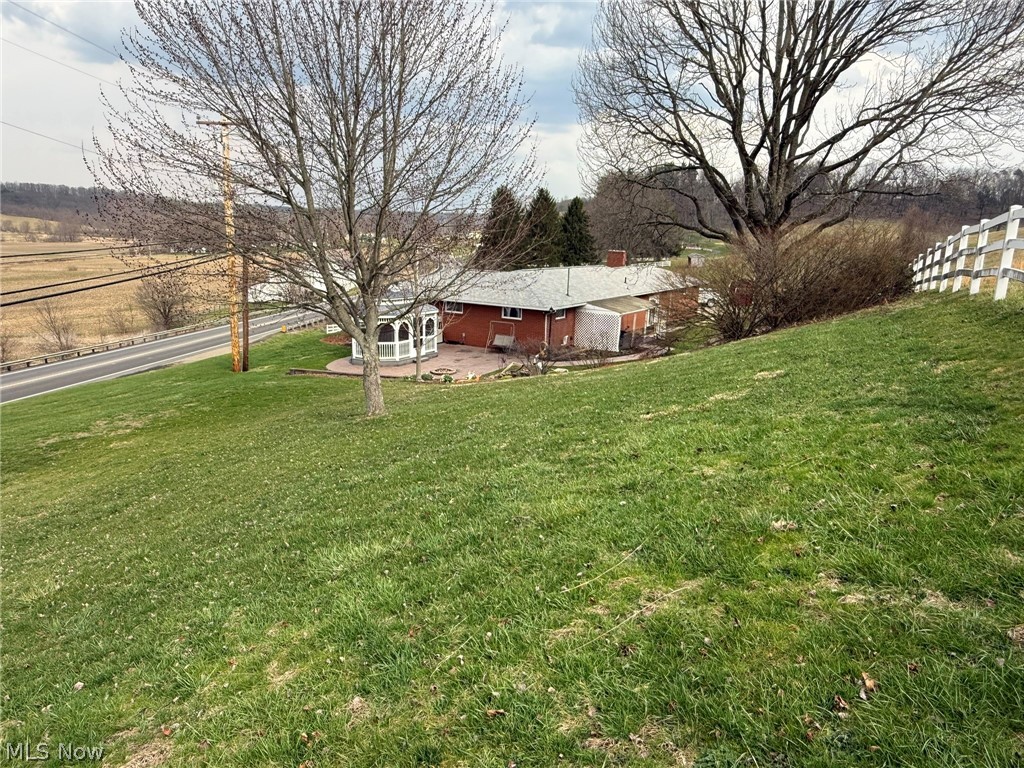 1728 State Route 39 NE New Philadelphia OH 44663