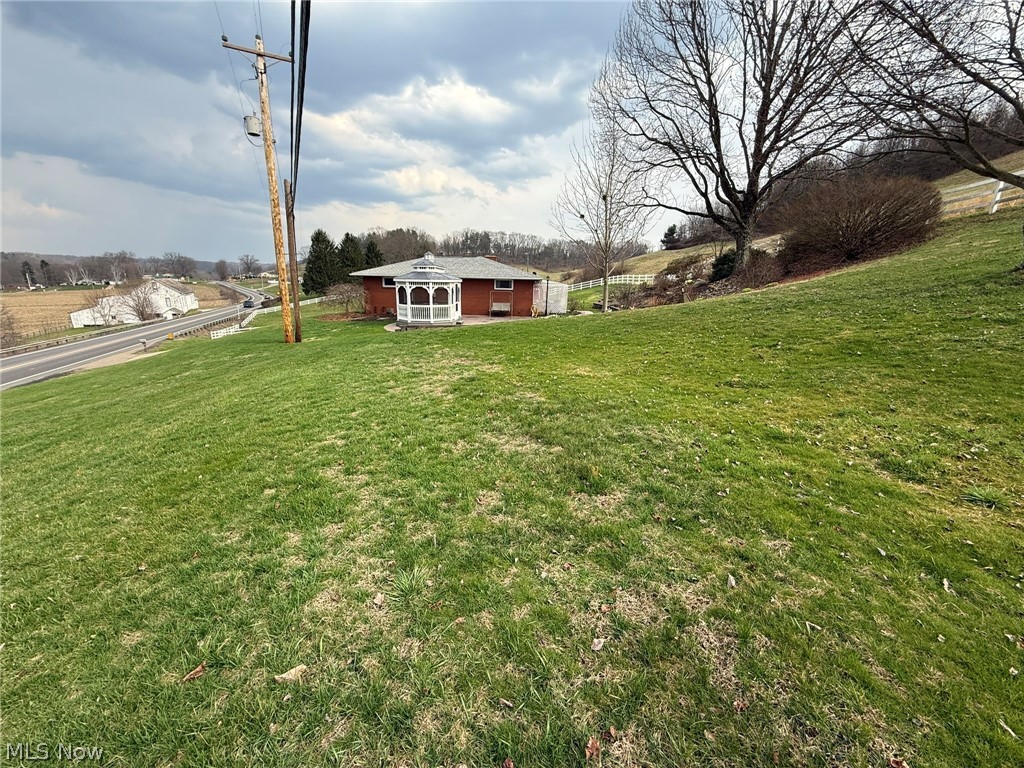 1728 State Route 39 NE New Philadelphia OH 44663