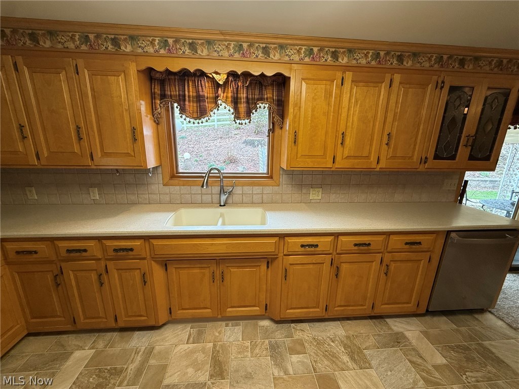1728 State Route 39 NE New Philadelphia OH 44663