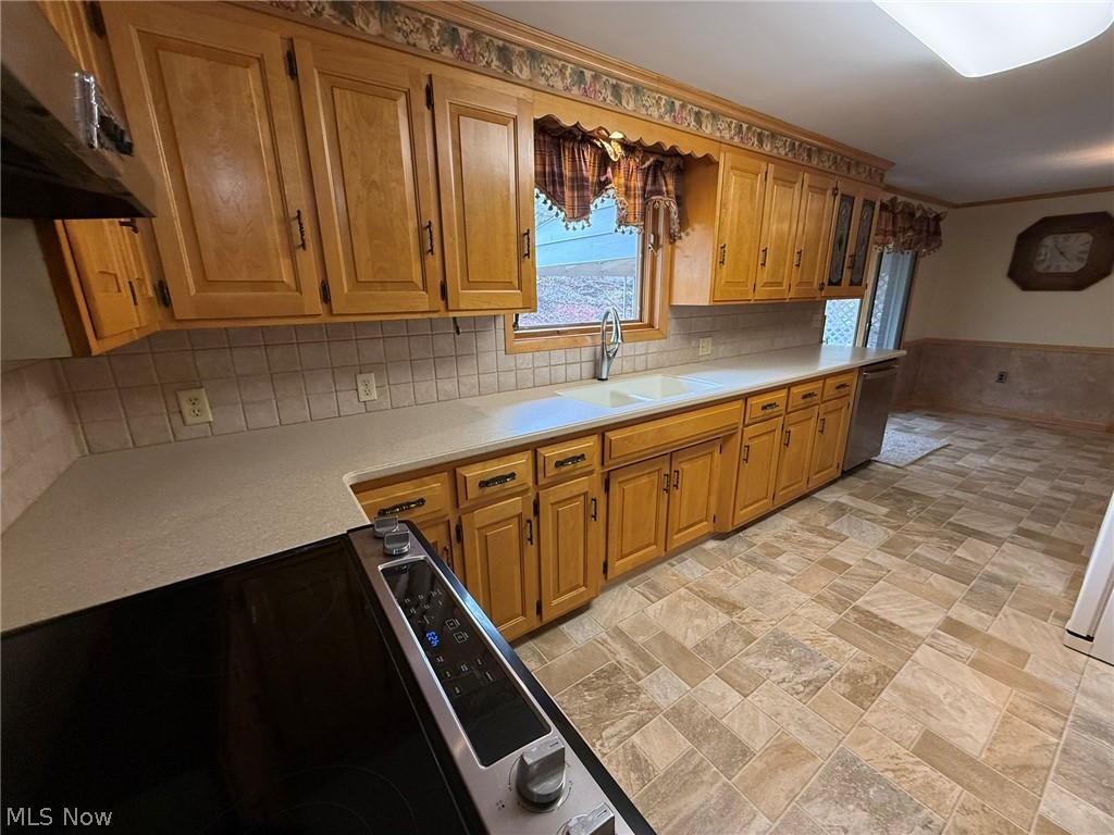 1728 State Route 39 NE New Philadelphia OH 44663