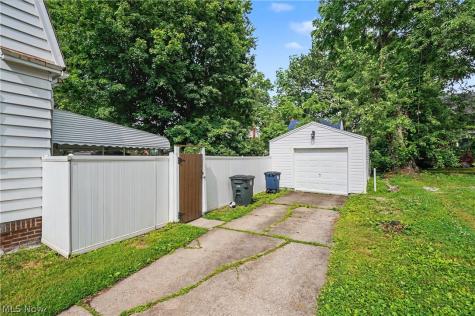 599 Melrose Street Akron OH 44305
