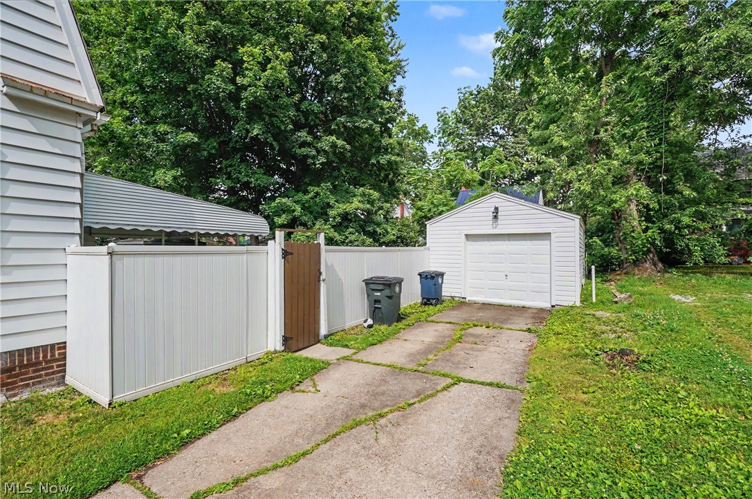 599 Melrose Street Akron OH 44305