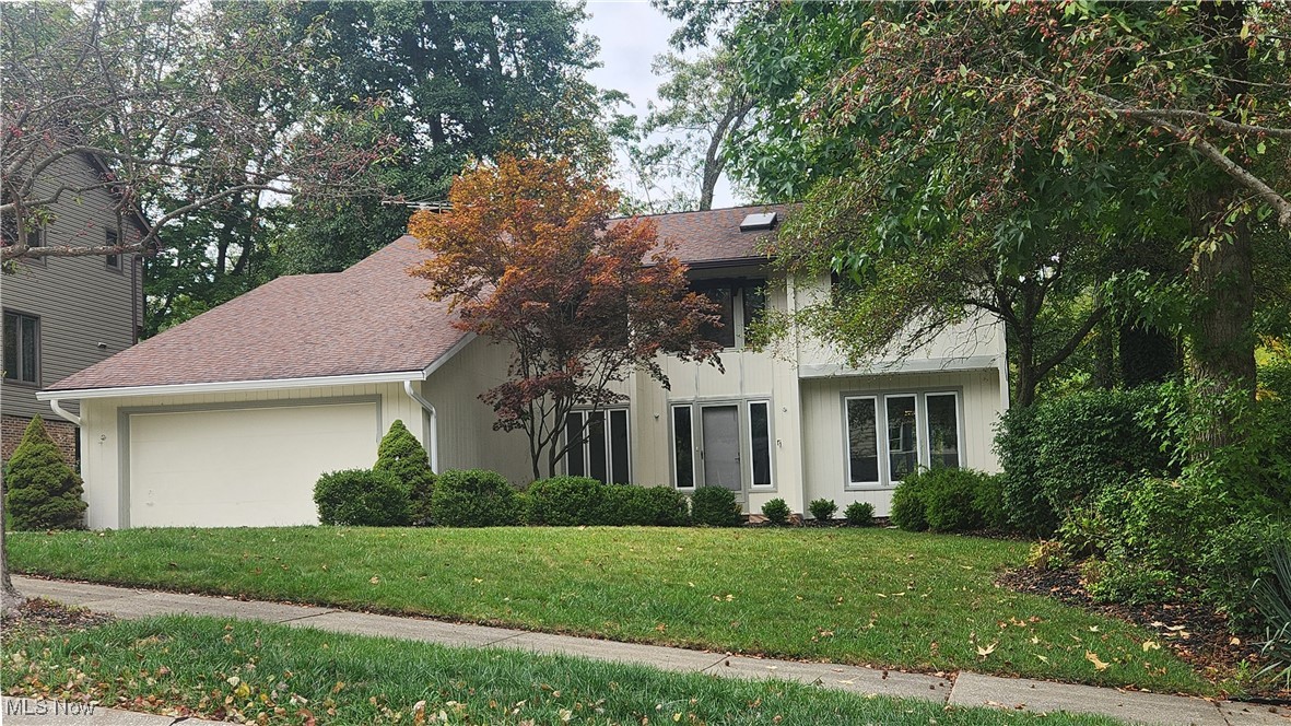 8398 Settlers Passage Brecksville OH 44141