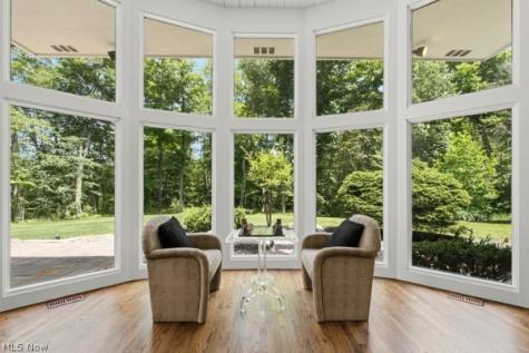 100 Basswood Lane Moreland Hills OH 44022