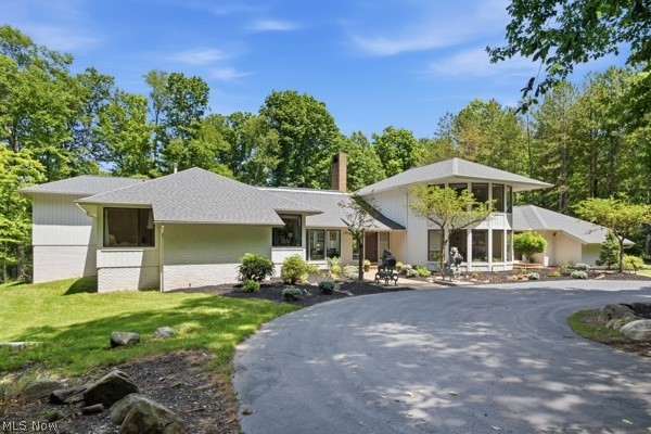 100 Basswood Lane Moreland Hills OH 44022