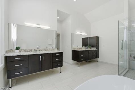 100 Basswood Lane Moreland Hills OH 44022