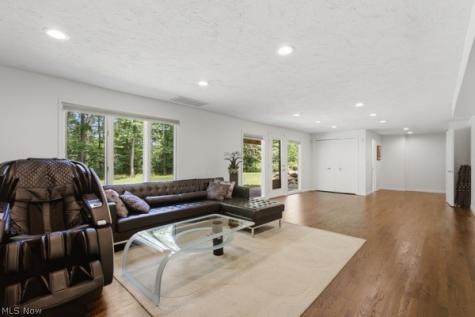 100 Basswood Lane Moreland Hills OH 44022