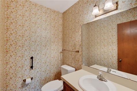 26950 Sentry Lane Westlake OH 44145