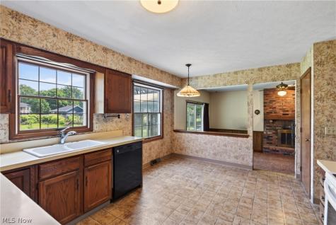 26950 Sentry Lane Westlake OH 44145