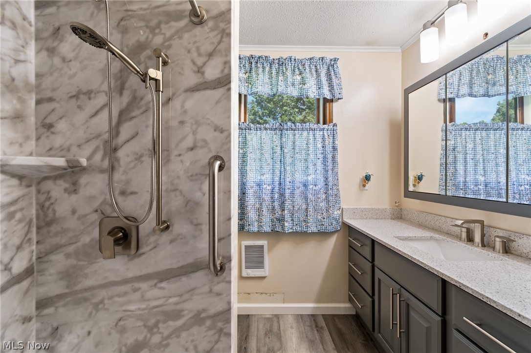 10685 Scotts Corners Road Diamond OH 44412