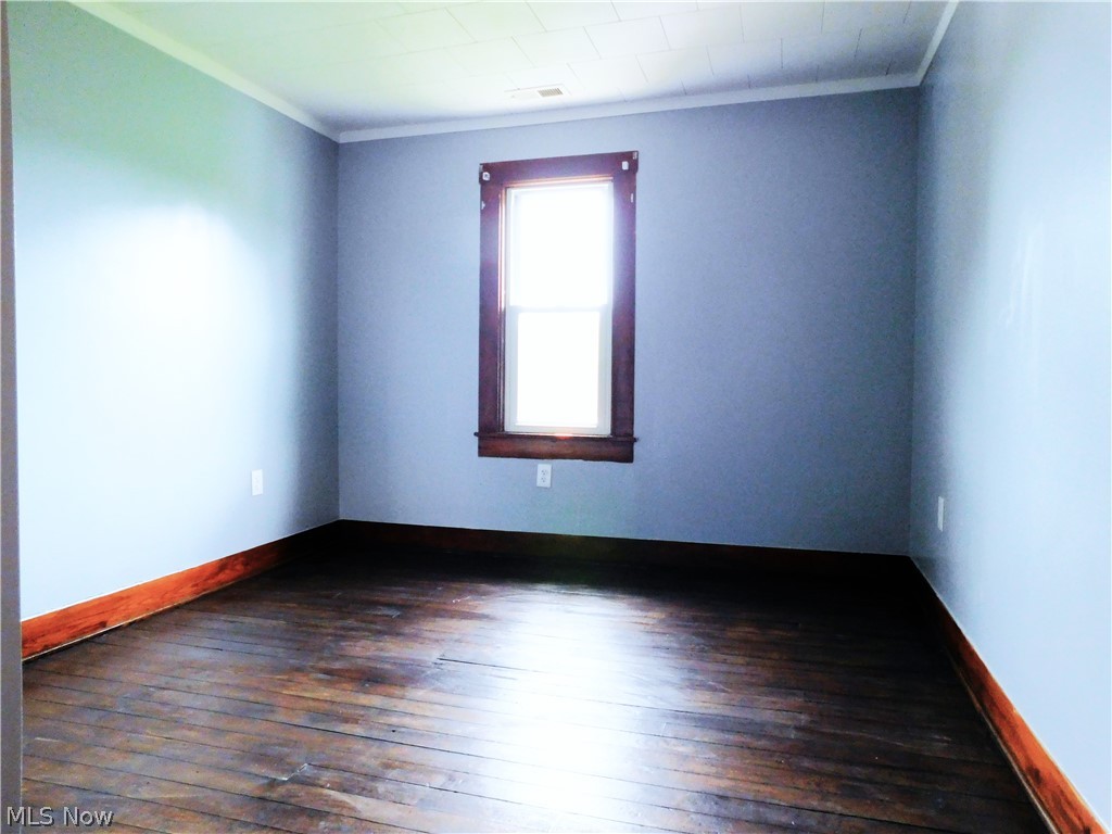 211 Main Pike Street Quaker City OH 43773