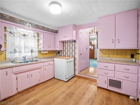 3010 Wadsworth Road Norton OH 44203