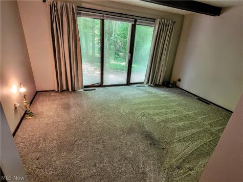 11604 Park Moss Avenue Strongsville OH 44136