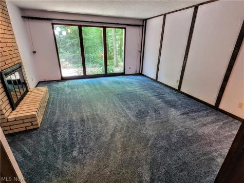 11604 Park Moss Avenue Strongsville OH 44136