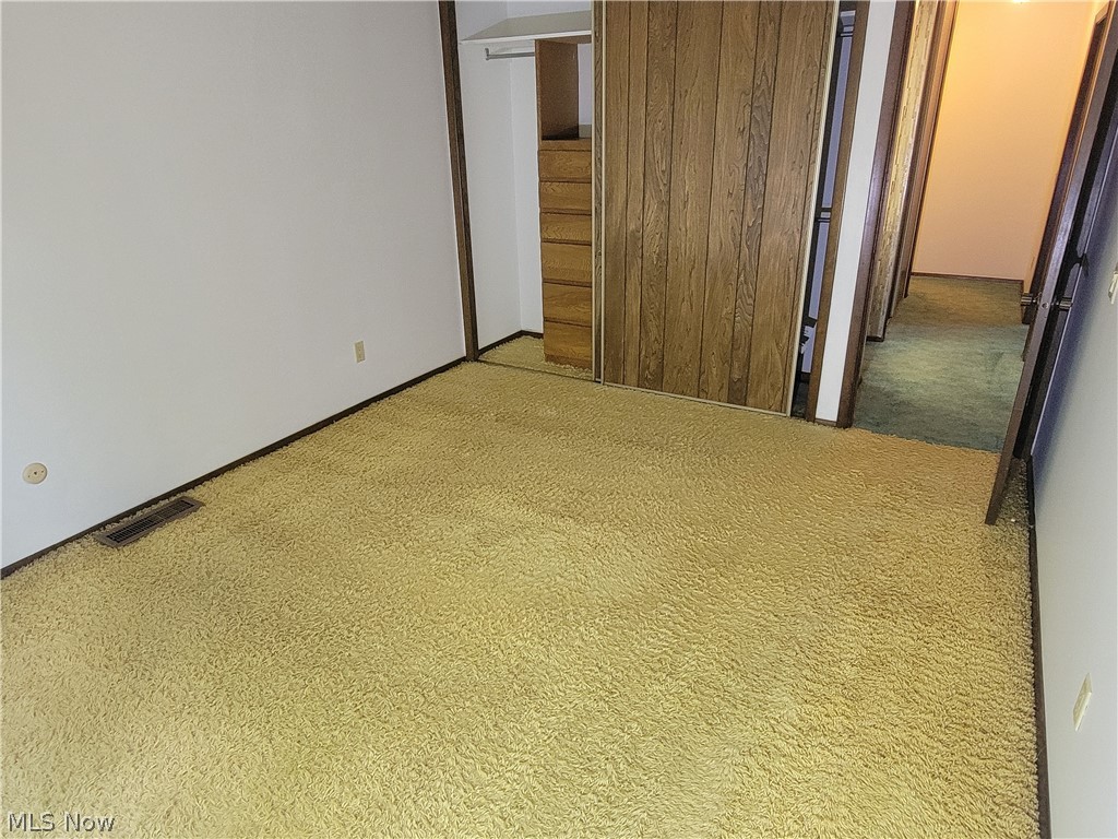 11604 Park Moss Avenue Strongsville OH 44136