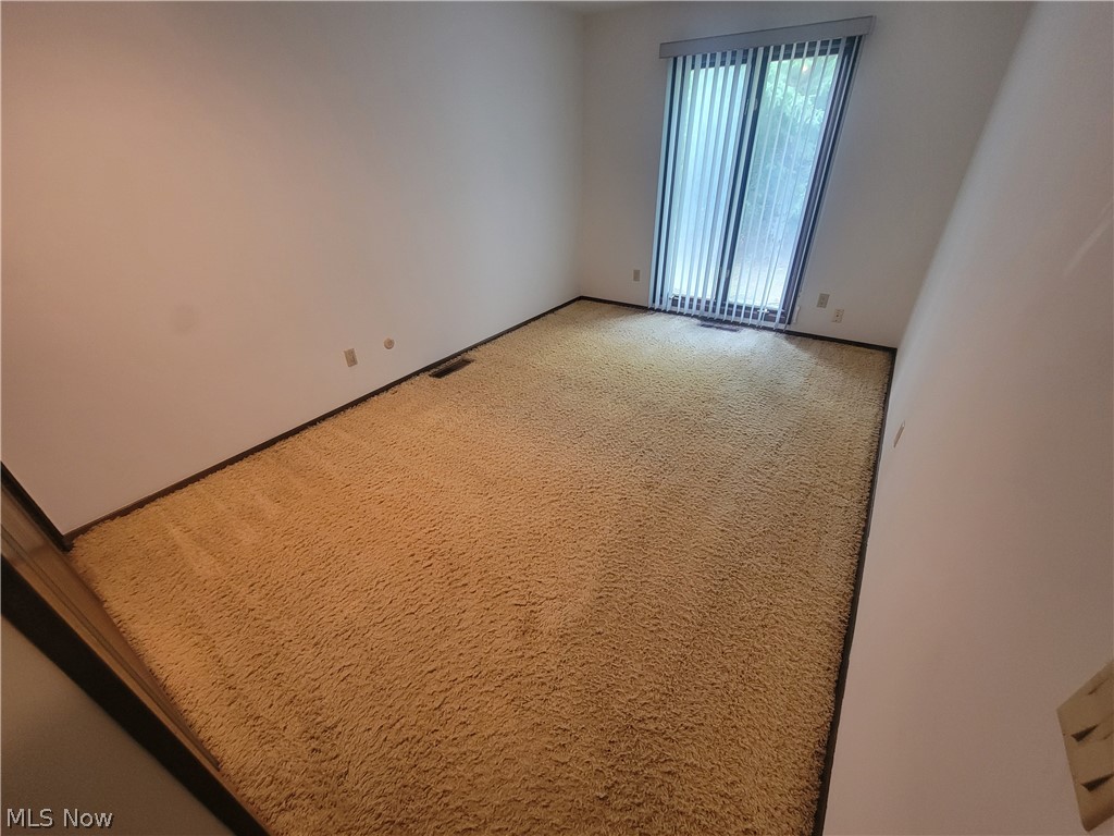 11604 Park Moss Avenue Strongsville OH 44136