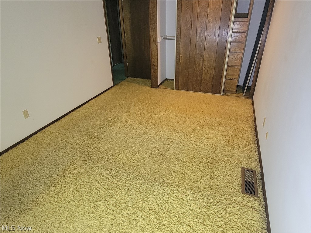 11604 Park Moss Avenue Strongsville OH 44136