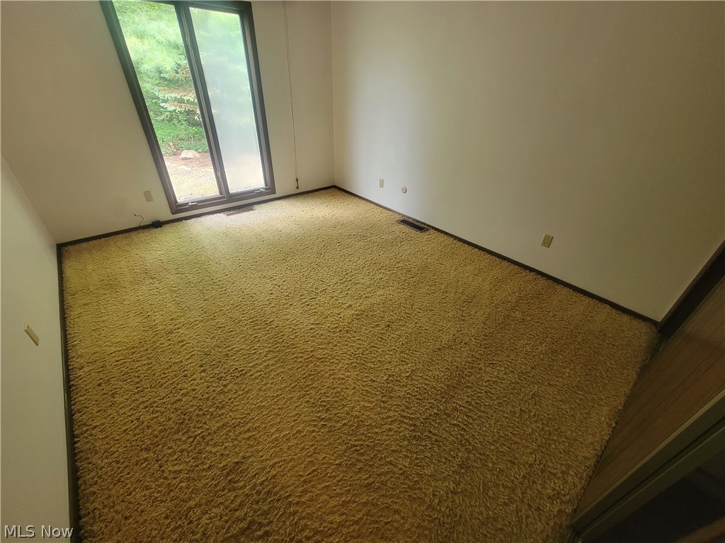 11604 Park Moss Avenue Strongsville OH 44136