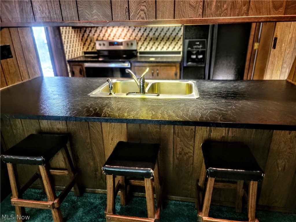 11604 Park Moss Avenue Strongsville OH 44136