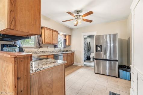 340 Lowell Street Elyria OH 44035