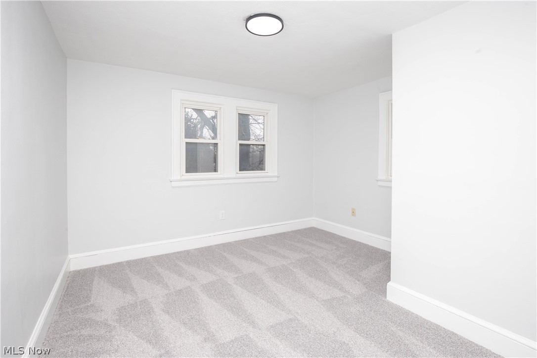 2462 Edwin Avenue Akron OH 44314