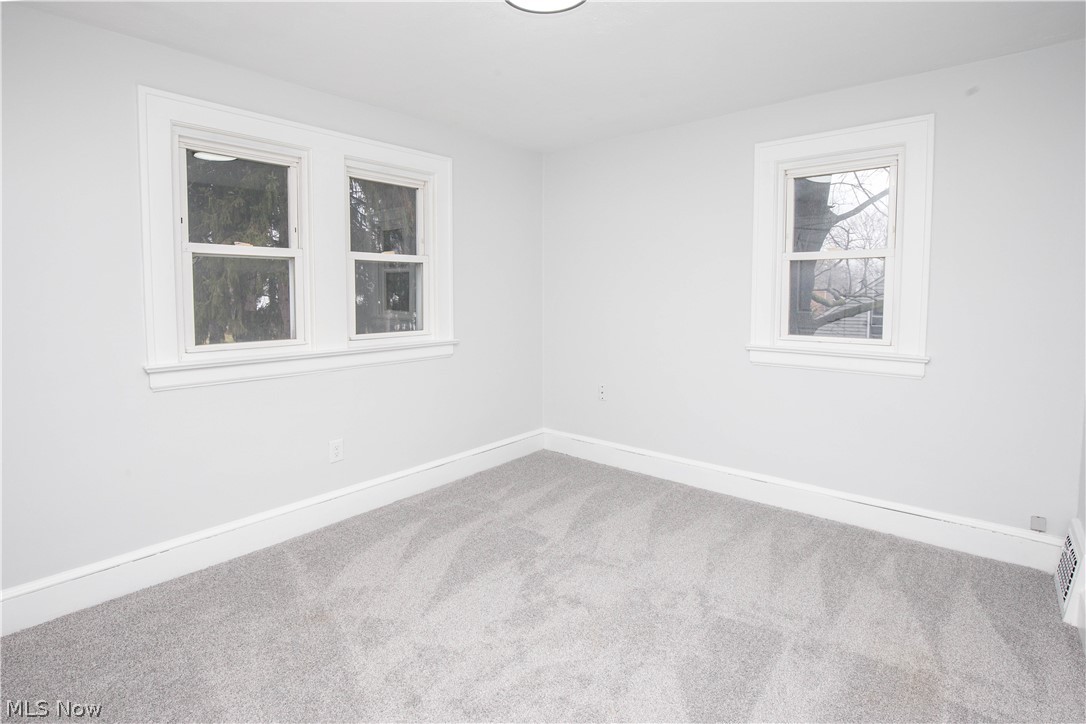 2462 Edwin Avenue Akron OH 44314