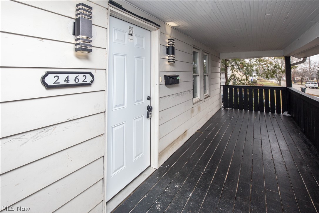 2462 Edwin Avenue Akron OH 44314