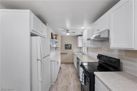 23 Curley Court SE Massillon OH 44646