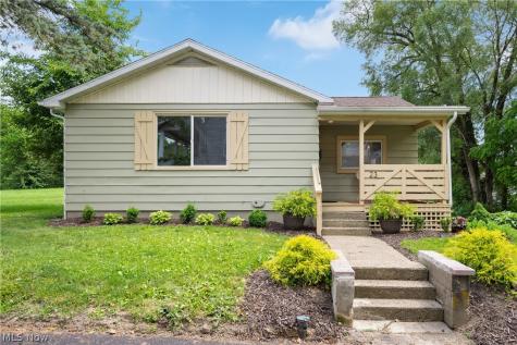 23 Curley Court SE Massillon OH 44646