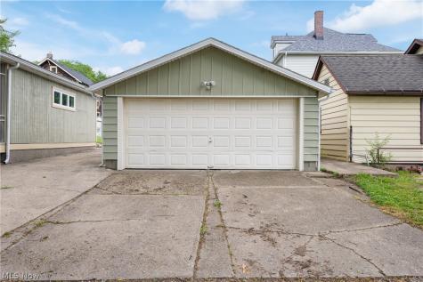23 Curley Court SE Massillon OH 44646