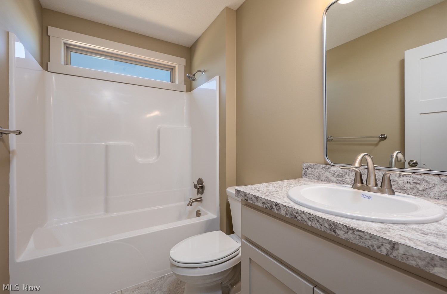 635 Hardesty Avenue NW New Philadelphia OH 44663