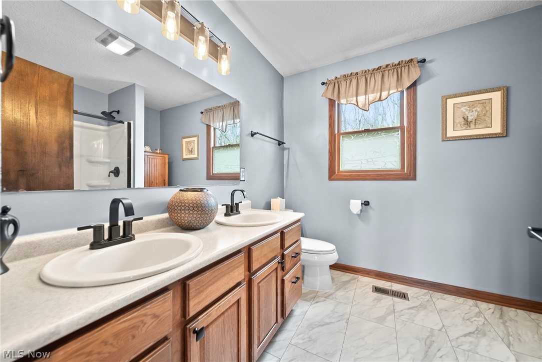 5432 Brownsville Road SE Newark OH 43055