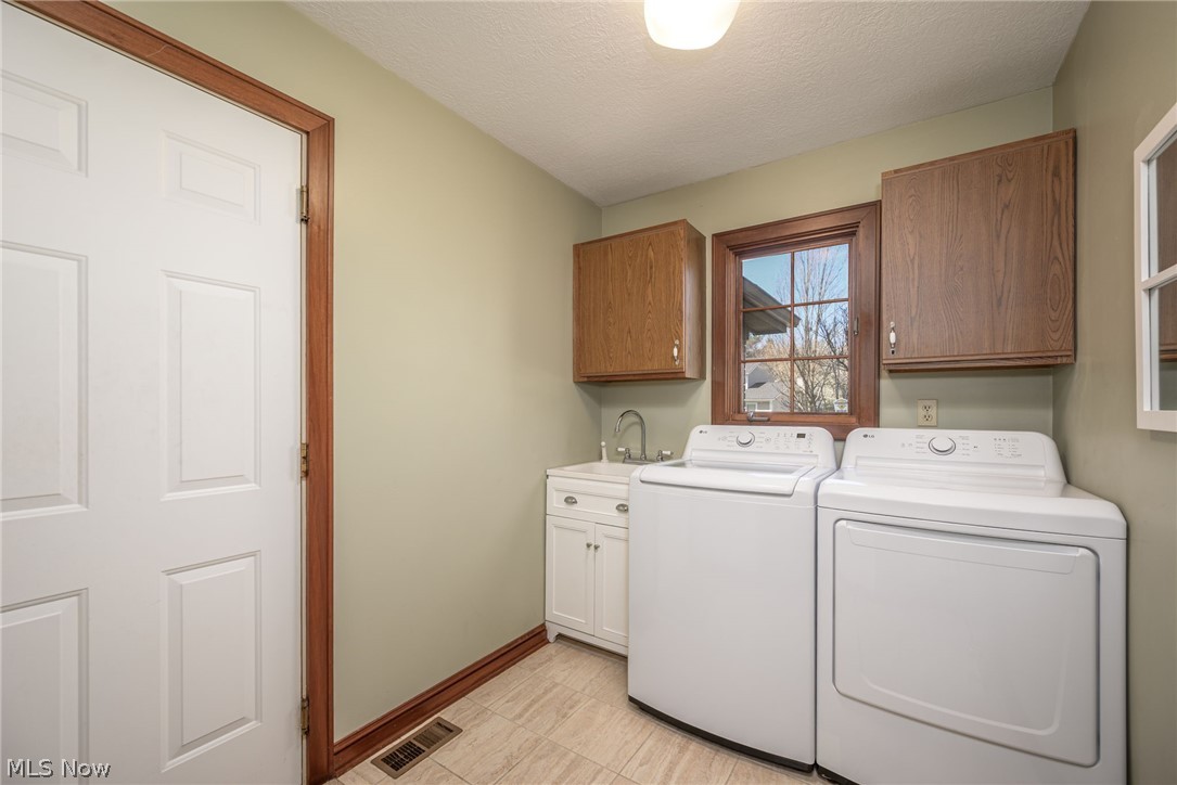 3470 Hunters Crossing Stow OH 44224