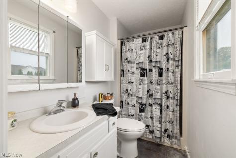 1046 Foxmoor Lane Ashland OH 44805