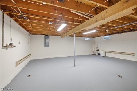 1046 Foxmoor Lane Ashland OH 44805