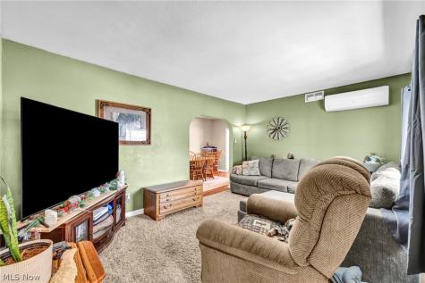 591 Long Drive Norton OH 44203