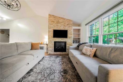 32547 Schooner Court Avon Lake OH 44012