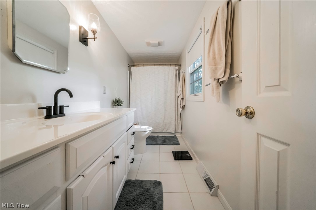 32547 Schooner Court Avon Lake OH 44012
