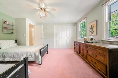 32547 Schooner Court Avon Lake OH 44012
