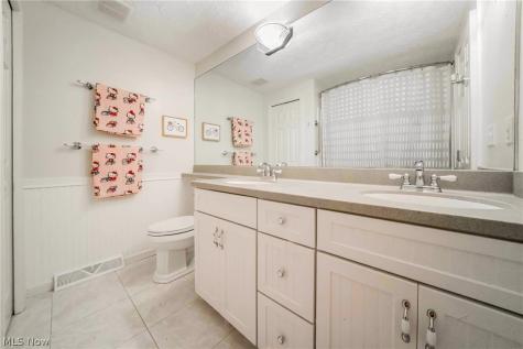 32547 Schooner Court Avon Lake OH 44012