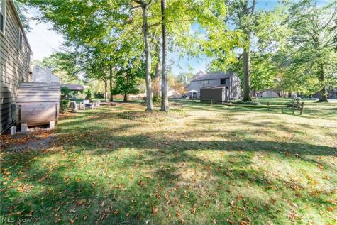 32547 Schooner Court Avon Lake OH 44012