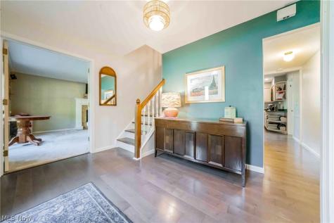 32547 Schooner Court Avon Lake OH 44012