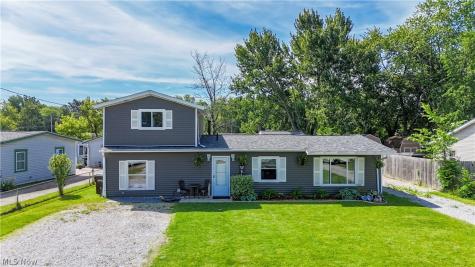 12179 Melody Lane Grafton OH 44044