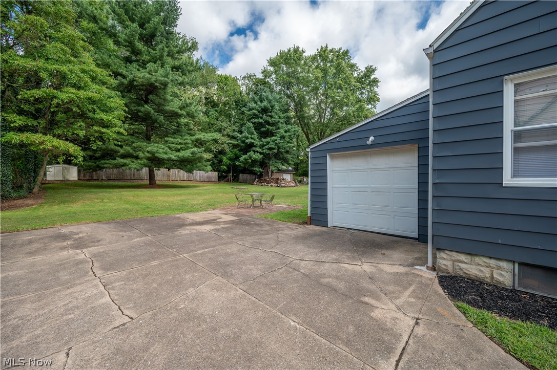 3712 Logan Way Youngstown OH 44505