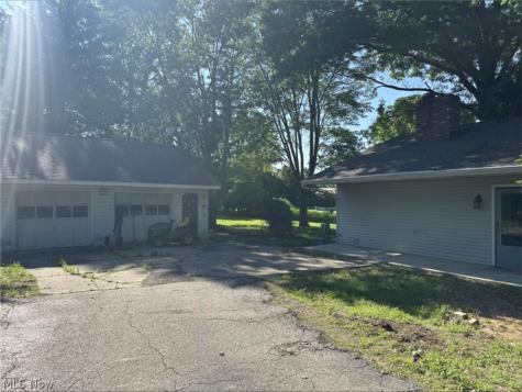 10970 Durkee Road Grafton OH 44044