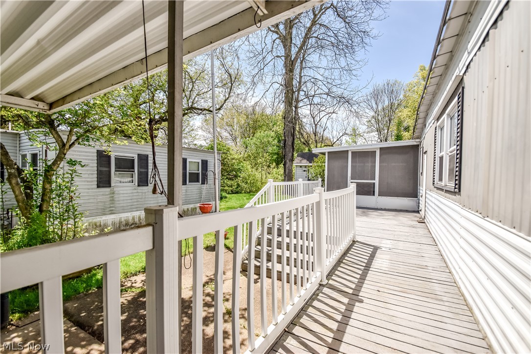 112 Lakeside Way SW Warren OH 44481