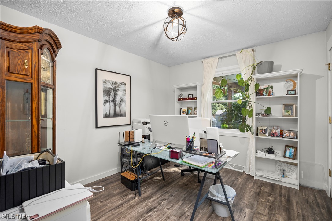 17791 E Parkway Lagrange OH 44050