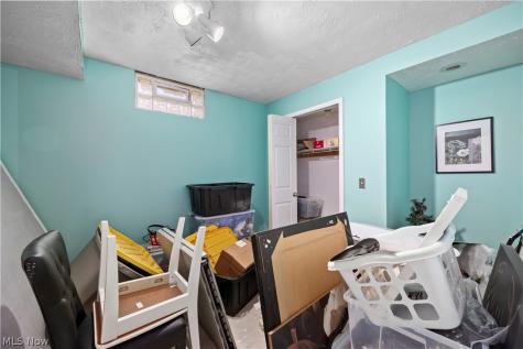 17791 E Parkway Lagrange OH 44050