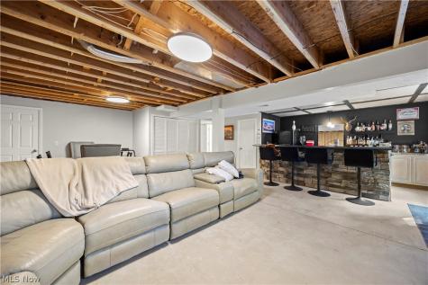 17791 E Parkway Lagrange OH 44050